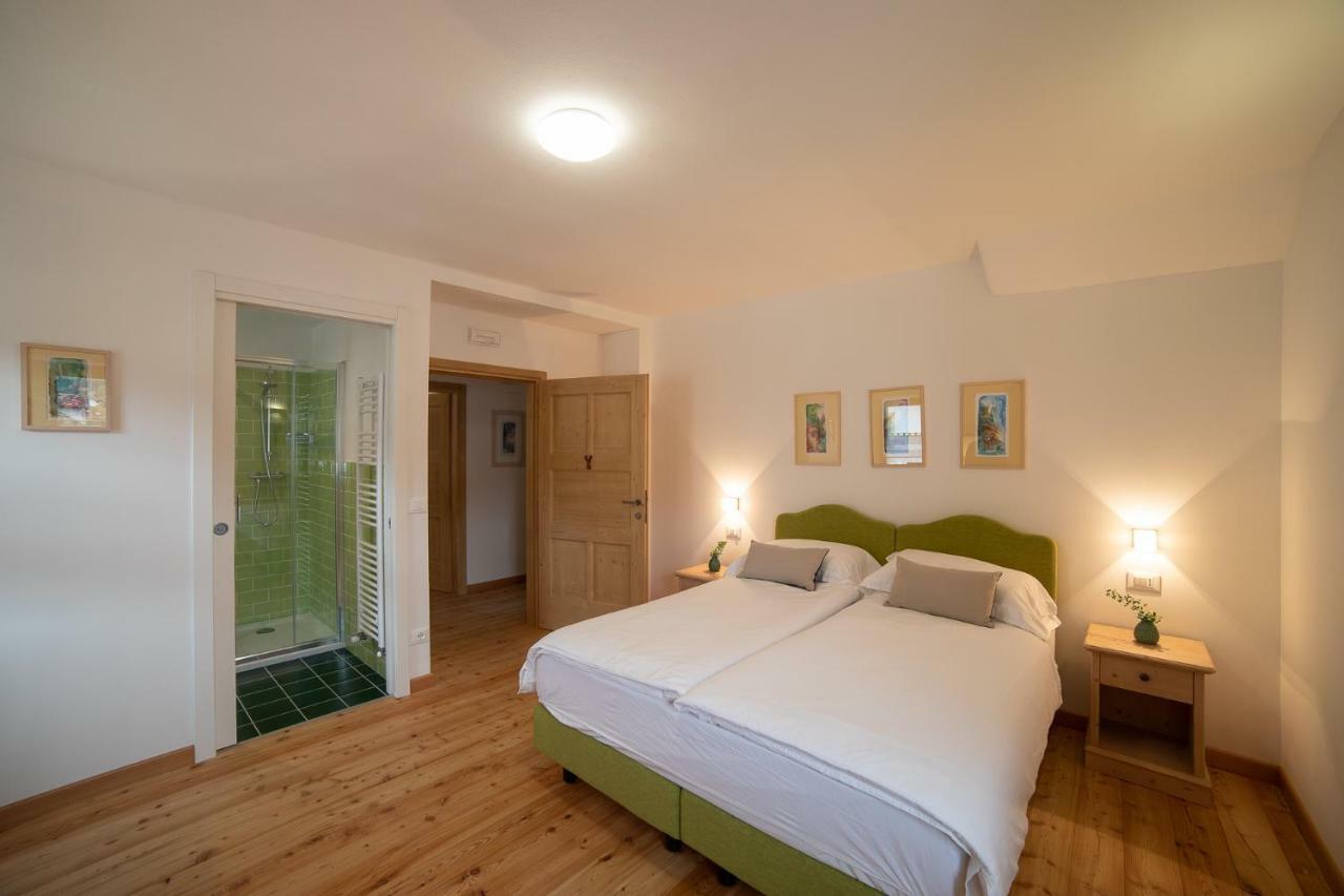 Alpedale Locanda Оваро Экстерьер фото